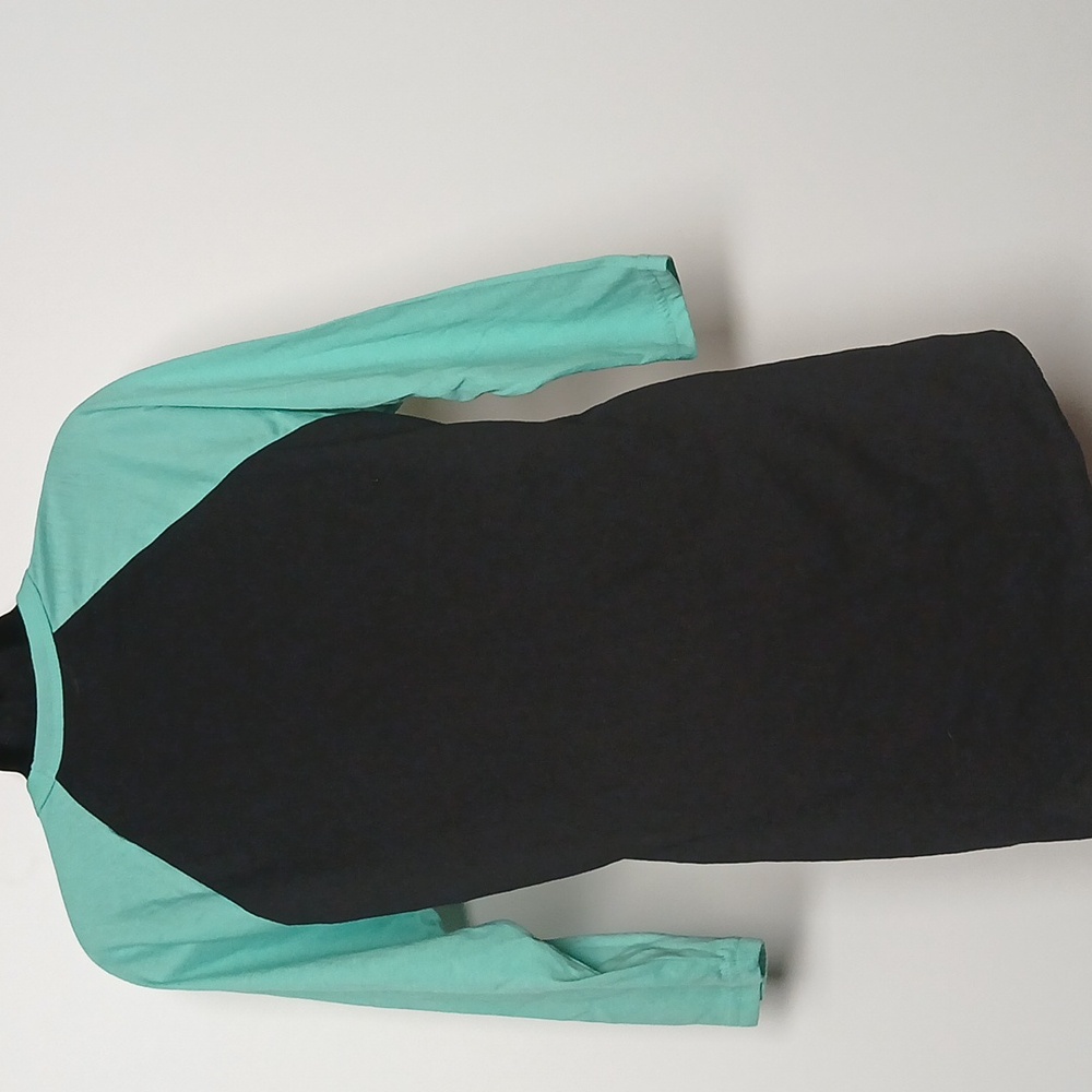 Crazy Train Teal Blk Pink Pig Graphic Raglan Longsleeves Shirt Size  Small EUC - Picture 5 of 7